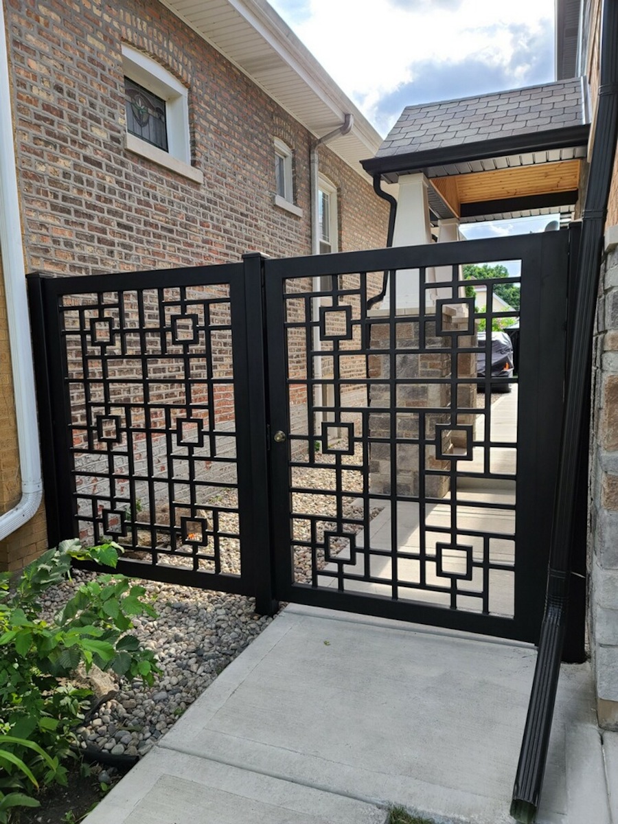 Custom-Steel-Gates-1